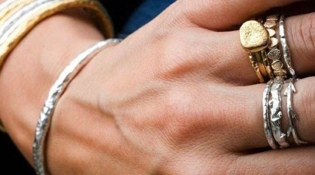 Каким знакам зодиака нельзя носить серебро, а каким – золото ➤ Prozoro.net.ua