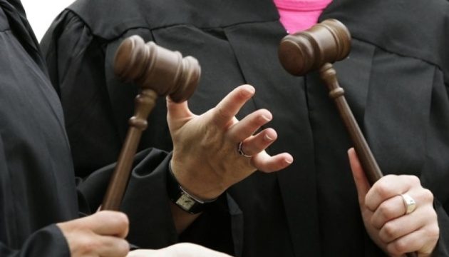 В Тернополе возле ТРЦ одногруппник пытался изнасиловать студентку, однако судили ее ➤ Prozoro.net.ua