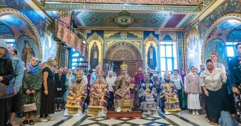 Заборона РПЦ в Україні: чи закриватимуть парафії