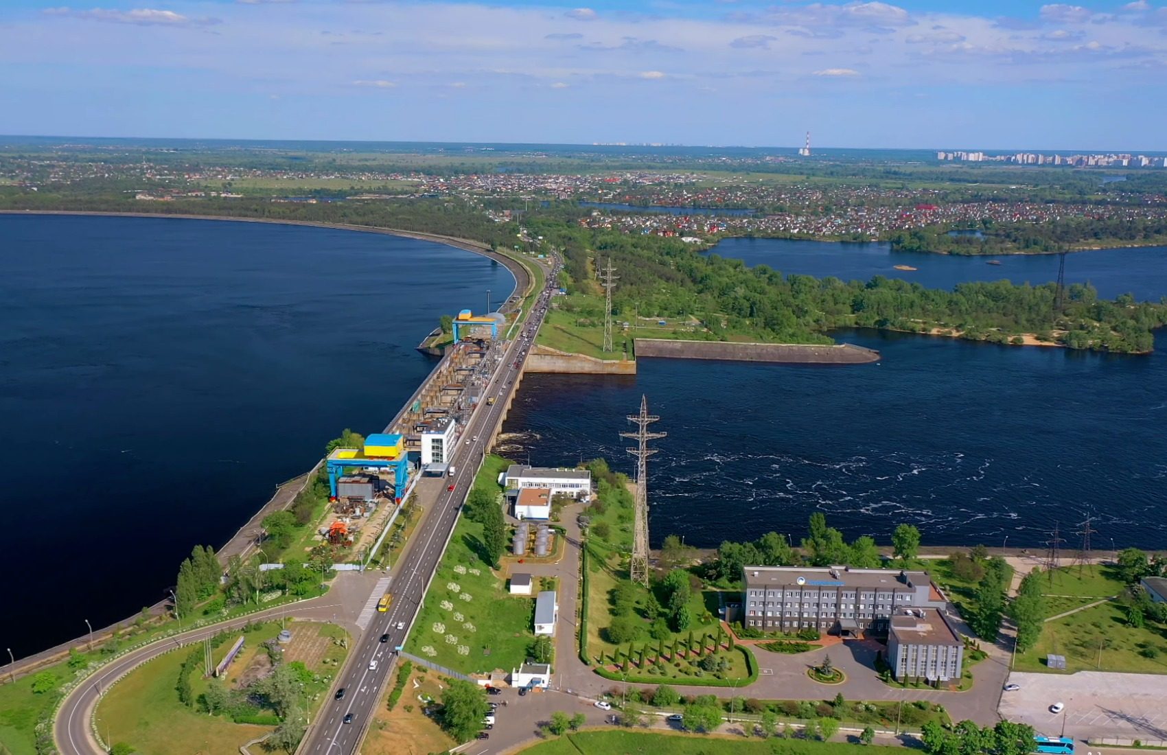 Удар по Київській ГЕС: що відомо