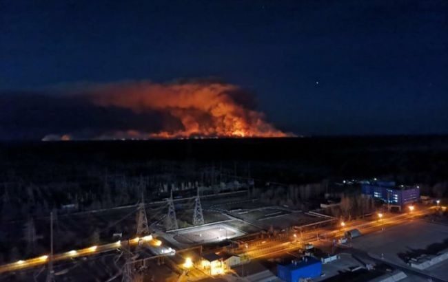 Под Чернобылем пожар: закрывайте окна и не выходите на улицу