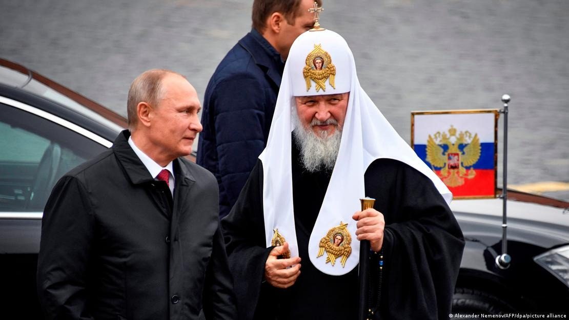 Голові РПЦ Кирилу після критики Заходу викликали “швидку”