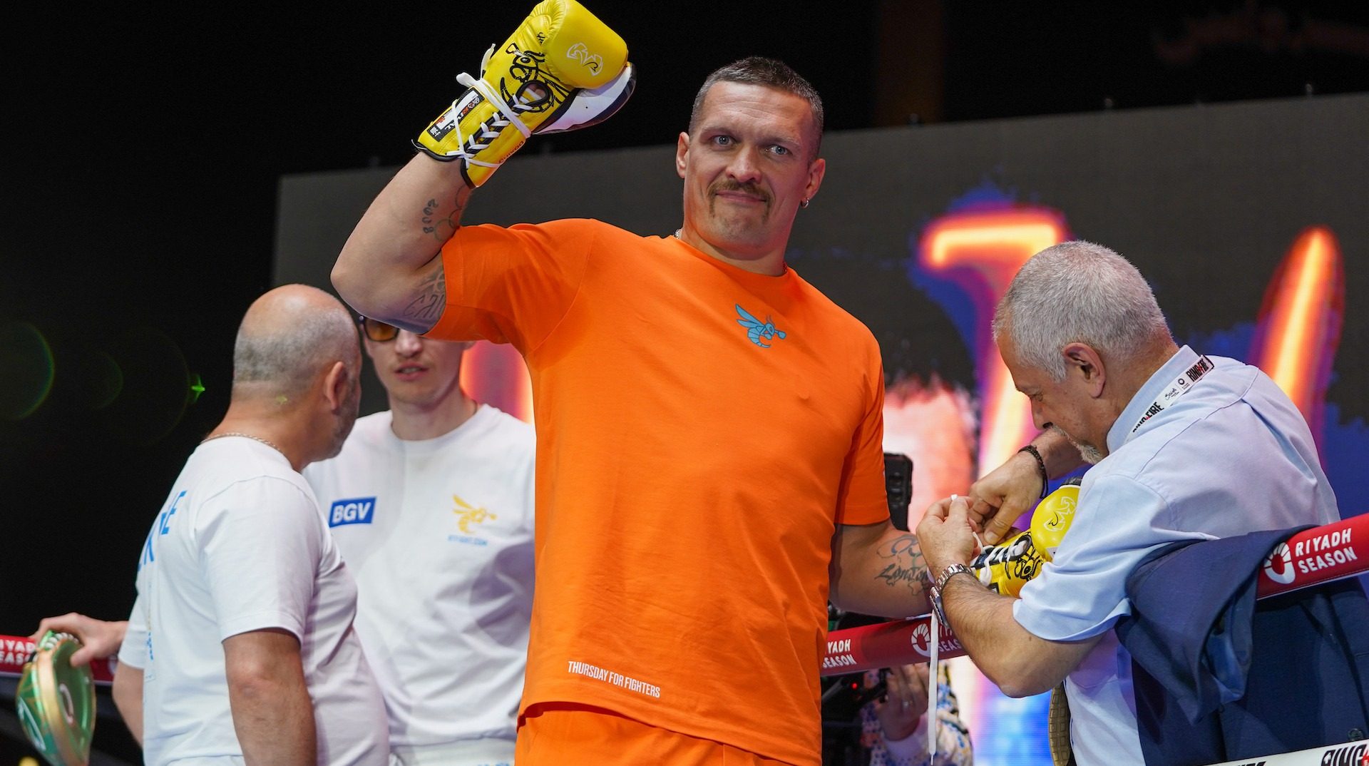 Усик почав підготовку до бою-реваншу і потролив Ф’юрі ➤ Главное.net
