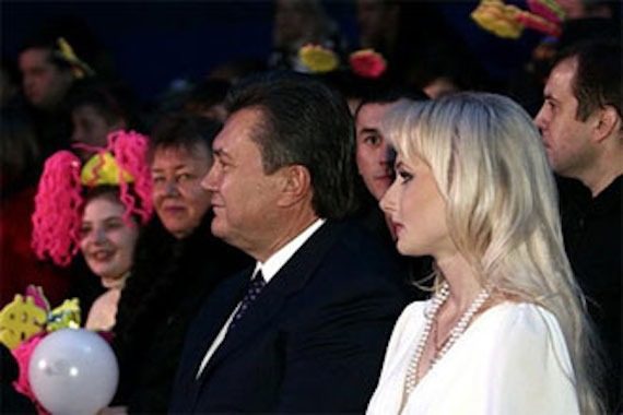 Где сейчас любовница Януковича и что о ней известно