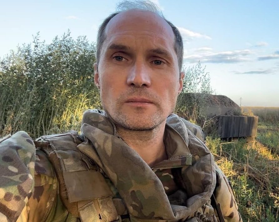 Снаряд потрапив до машини з журналістом Юрієм Бутусовим ➤ Prozoro.net.ua