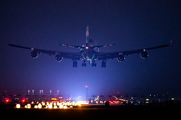 В Польше неожиданно приземлился самолет из Москвы: причина