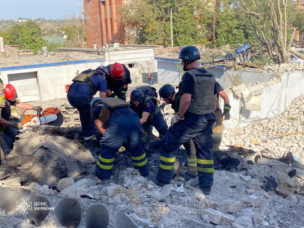 Число жертв ракетного удара по Кривому Рогу возросло