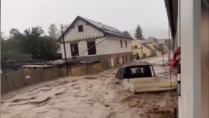 В Польше наводнение снесло дамбу, идет эвакуация: ужасающие видео ➤ Prozoro.net.ua