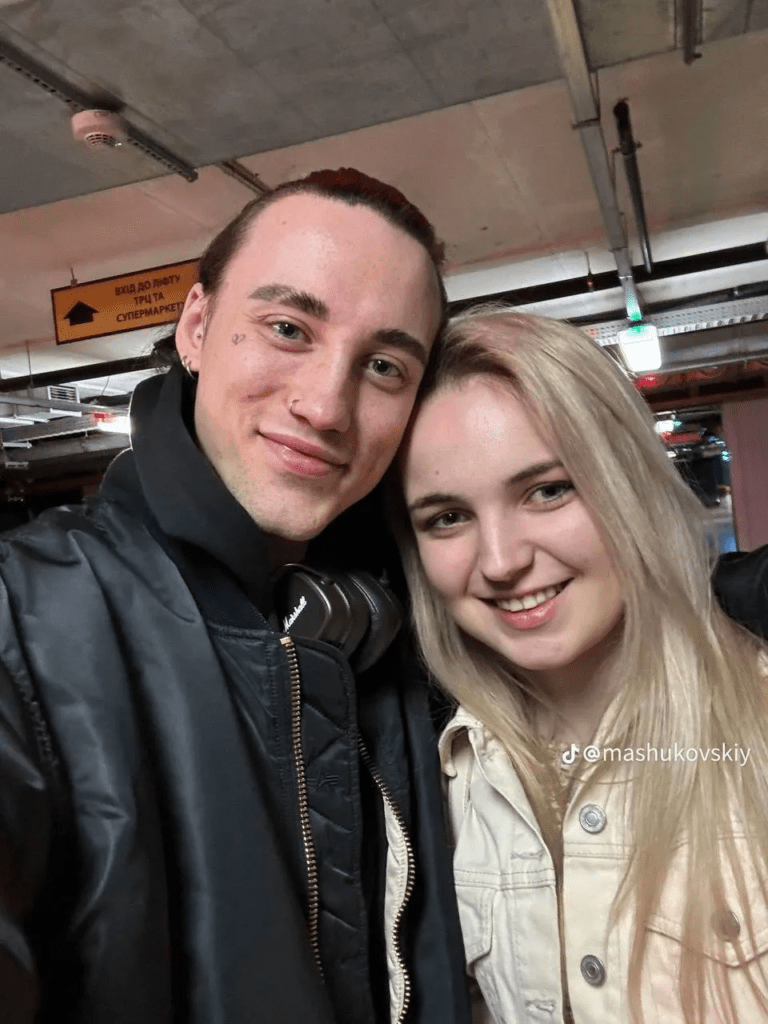 "Всі старанно підтримували таємницю": в мережі показали, як в реальному житті виглядає Klavdia Petrivna 3 "Всі старанно підтримували таємницю": в мережі показали, як в реальному житті виглядає Klavdia Petrivna