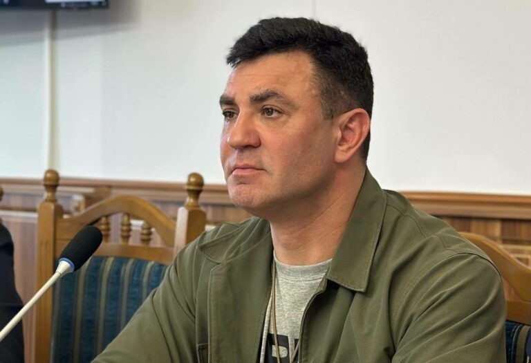 Тищенко “увірвався” на засідання комітету ВР і сказав промову