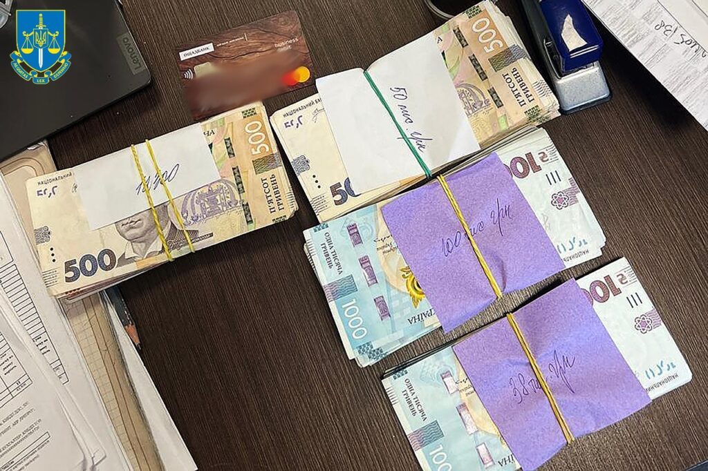 Экс-командир воинской части и бизнесвумен разворовали 140 млн 3 Экс-командир воинской части и бизнесвумен разворовали 140 млн