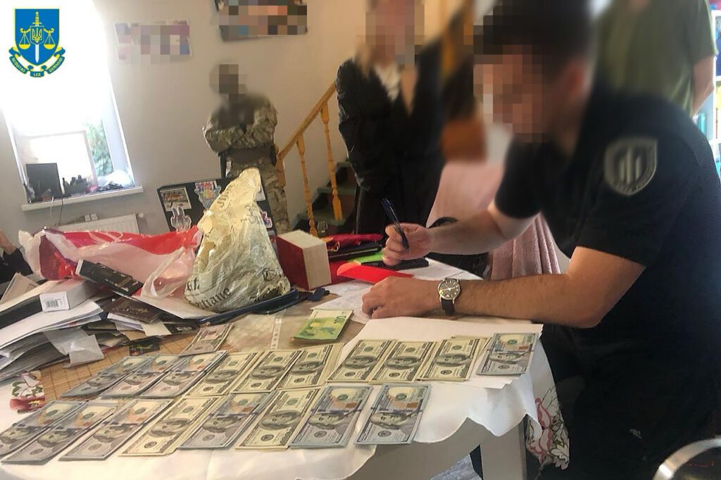 Экс-командир воинской части и бизнесвумен разворовали 140 млн 4 Экс-командир воинской части и бизнесвумен разворовали 140 млн