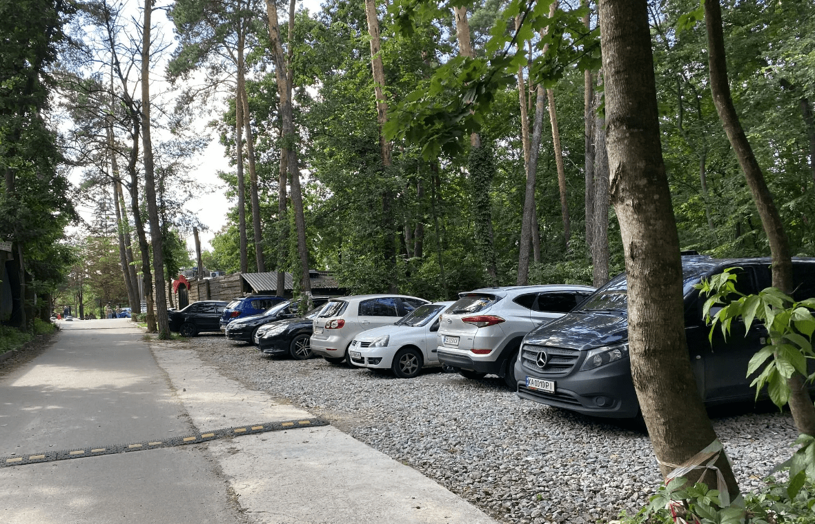 Справу про незаконне будівництво ресторану в Національному парку знову перенесли