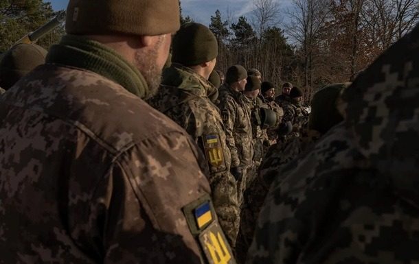 В Україні “зупинили” мобілізацію деяких чоловіків: що відомо