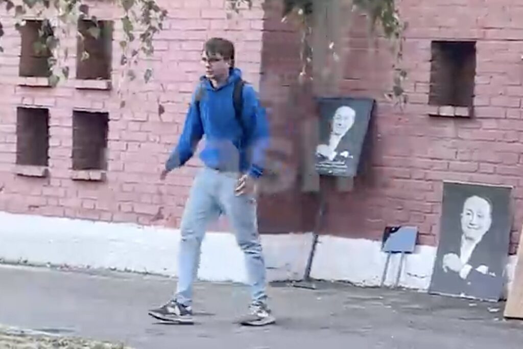 В Москве осквернили могилу путиниста Александра Маслякова