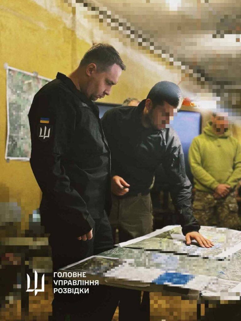 Спецпризначенці ГУР звільнили Вовчанський агрегатний завод: фото та відео
