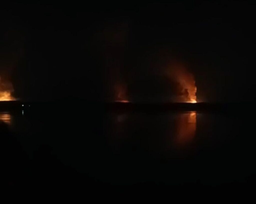 Дрони вдарили по Росії: палало у Тверській області та Ярославлі  