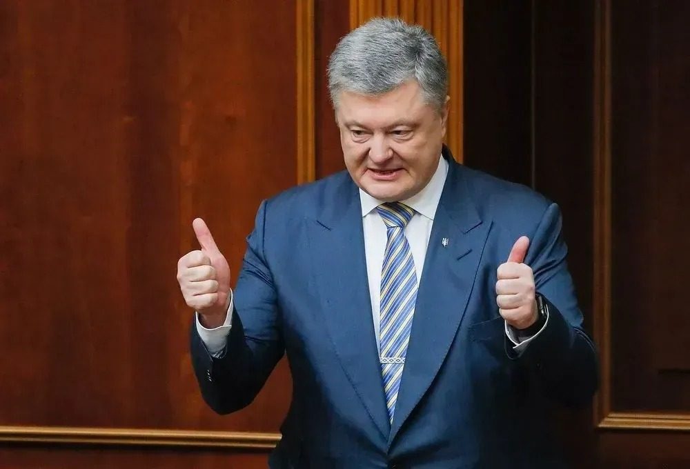 Порошенко за месяц войны обогатился на 1 млрд, шокировав доходами
