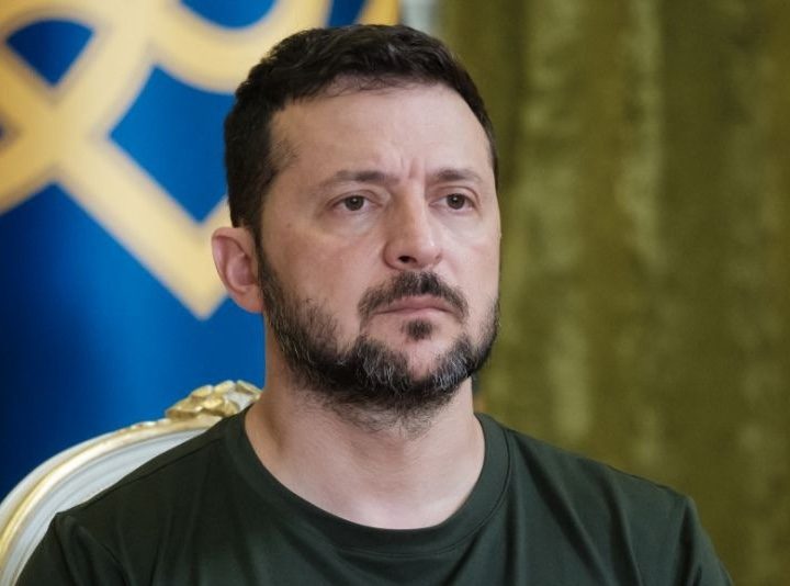 Новая футболка Зеленского вызвала полыхание Z-каналов (фото) ➤ Prozoro.net.ua