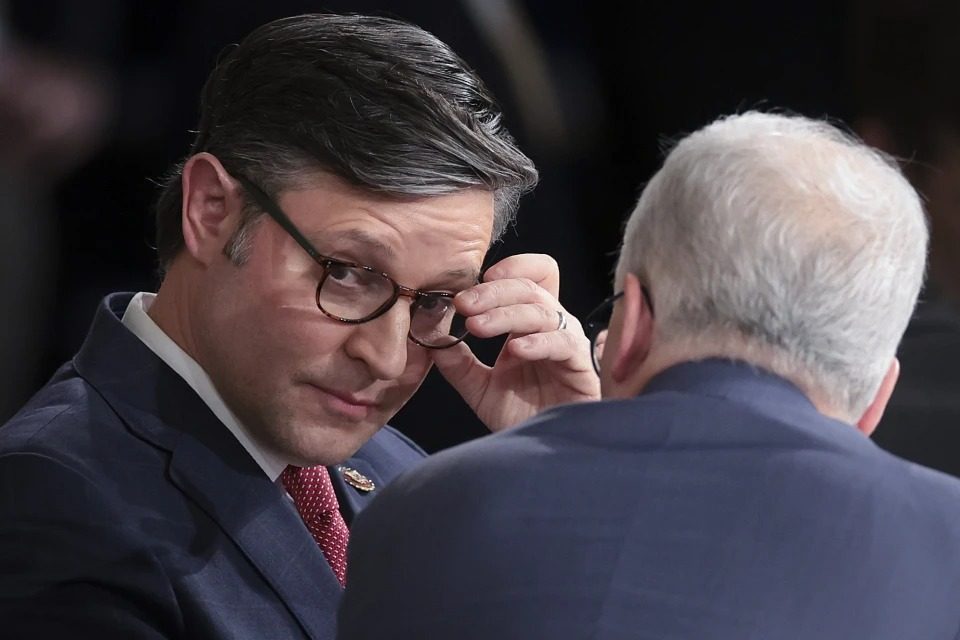 Майк Джонсон заявил, что не хочет продолжения помощи Украине