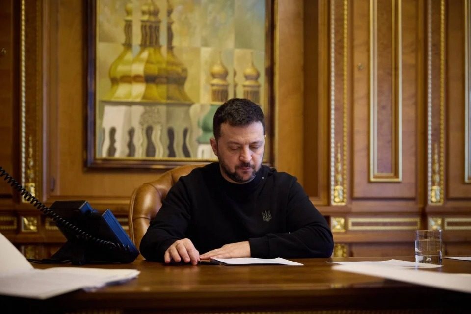 Зеленский принял неожиданное решение о переходе на зимнее время