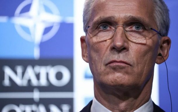 Столтенберг признал ошибку НАТО в отношении Украины