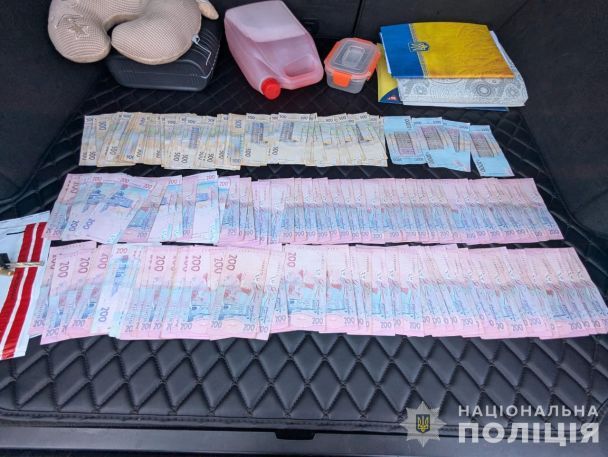 На Сумщині викрили засновників благодійної організації, які брали хабарі  ➤ Prozoro.net.ua
