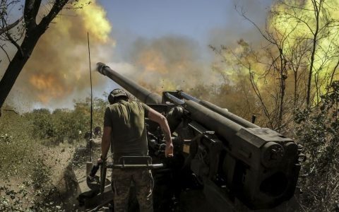 Ведьмак из Индии назвал дату окончания войны в Украине
