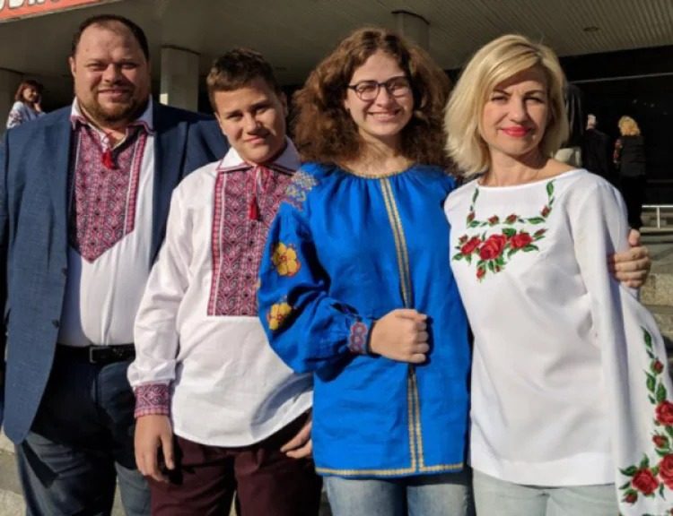 Як виглядають діти Руслана Стефанчука та де вони зараз (фото)