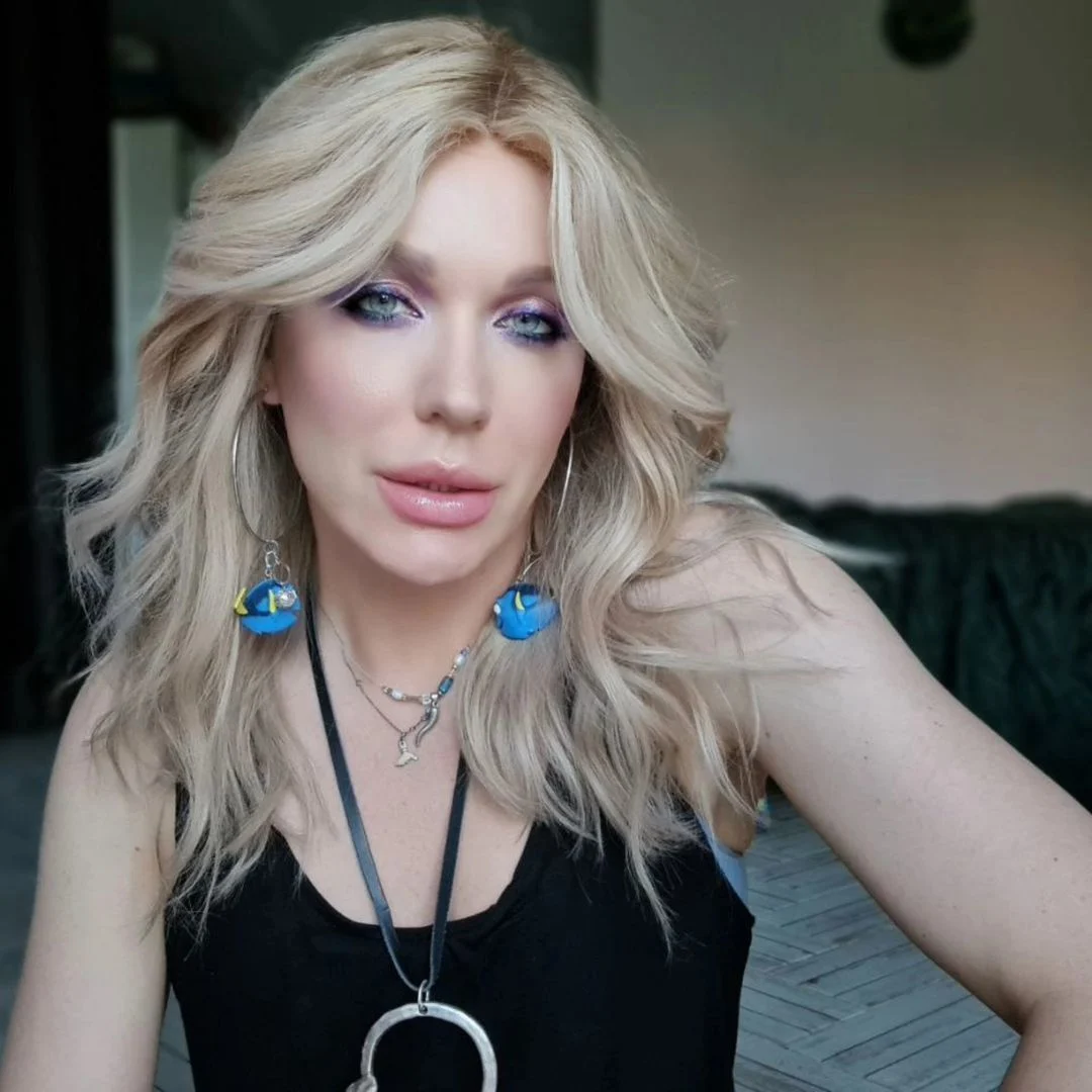 Діва Монро розповіла про свій похід до ТЦК  ➤ Главное.net