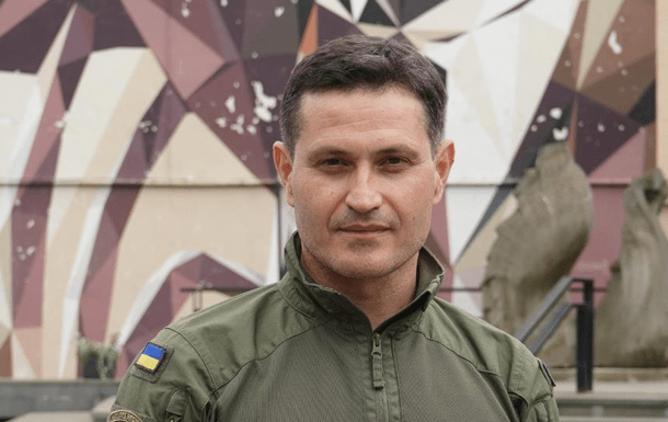 “Не розмовляли під час зйомок”: актор Ахтем Сеітаблаєв розповів про поведінку пропагандиста Дмитра Пєвцова на зйомках в Україні ➤ Prozoro.net.ua