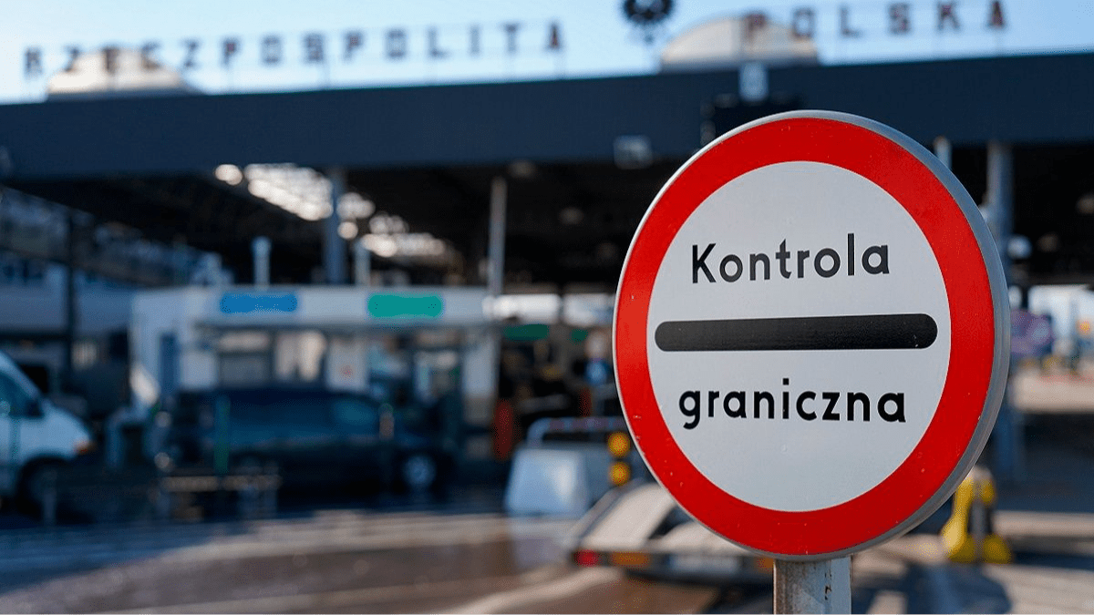 У Польщі посилюють заходи щодо українців: кого депортуватимуть одразу ➤ Prozoro.net.ua