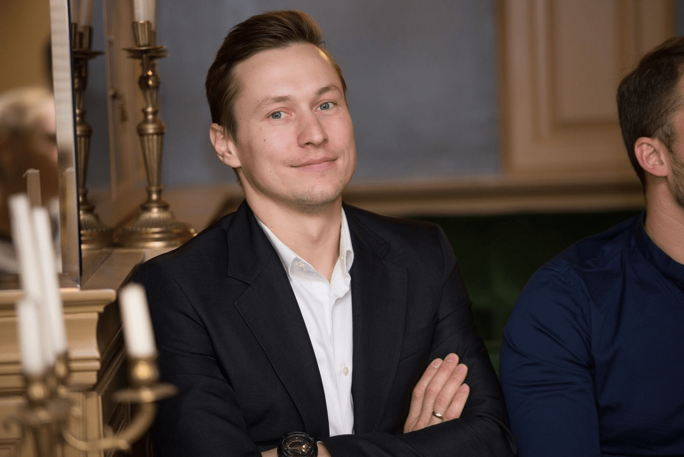 “Квартирі торба”: будинок відомого українського актора в Києві постраждав від російського безпілотника ➤ Prozoro.net.ua