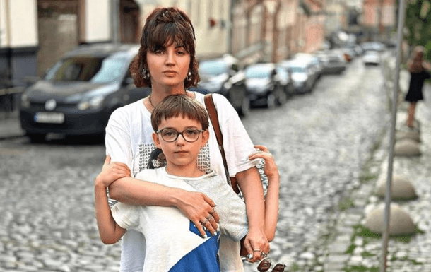 Оля Цибульська вперше зізналася, куди та чому виїхала з України 