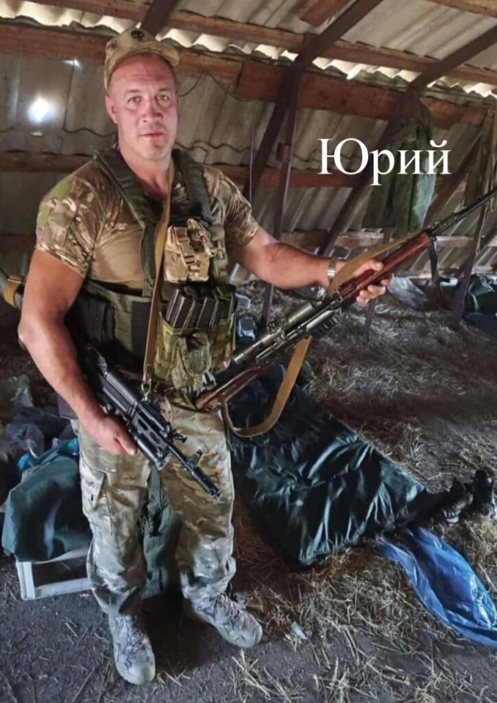 Сім'я у РФ відправила на війну всіх чоловіків: матір отримає три “Лади” 5 Сім'я у РФ відправила на війну всіх чоловіків: матір отримає три “Лади”