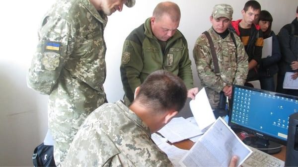 Болезни не защитят от мобилизации: кого все же призовут с ноября