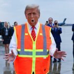 Трамп вийшов до журналістів у одязі сміттяра: до чого тут Байден ➤ Prozoro.net.ua