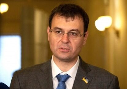 Сколько работников госорганов стали «инвалидами» во время войны