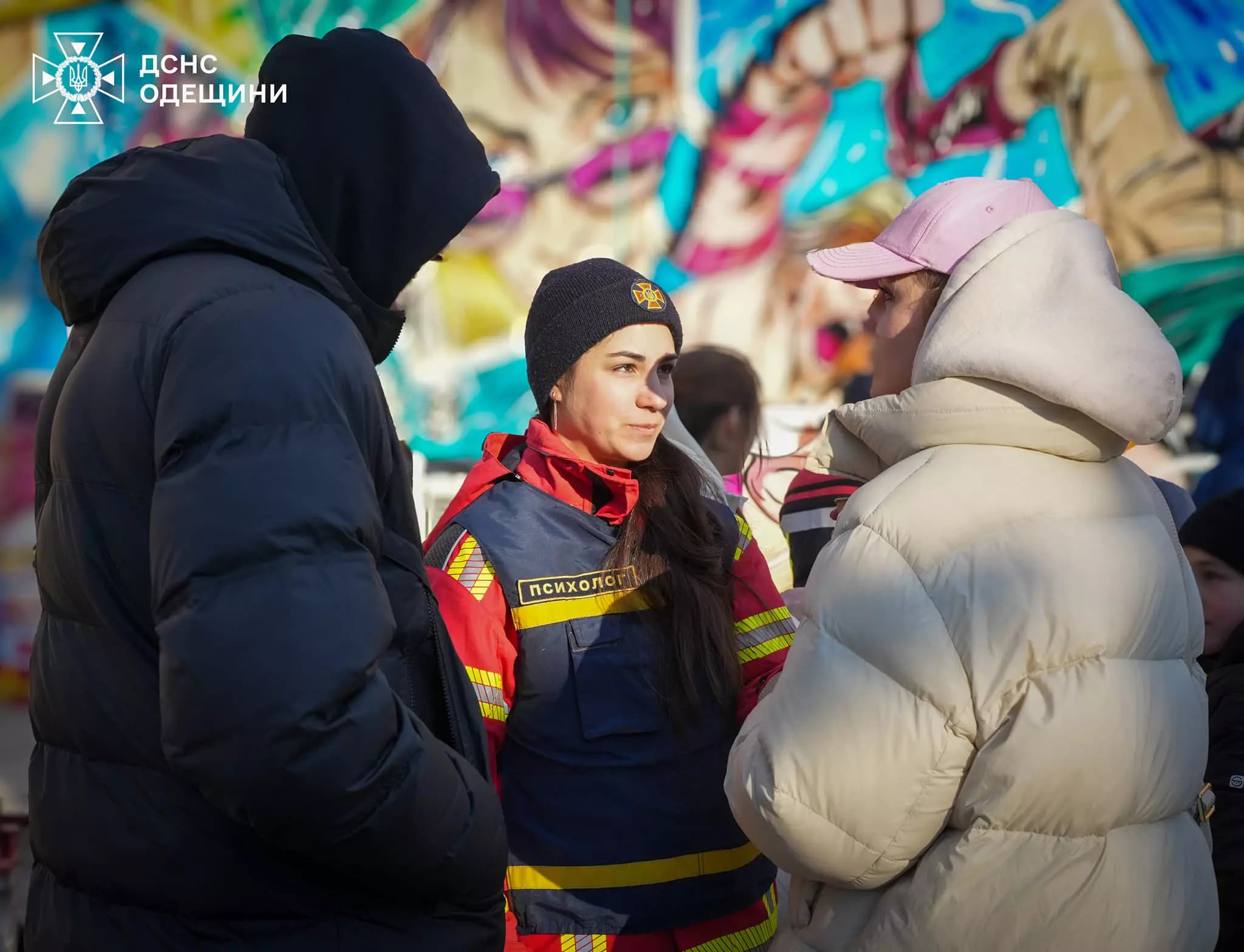 В Одесі діти застрягли на атракціоні через відключення світла (фото, відео)