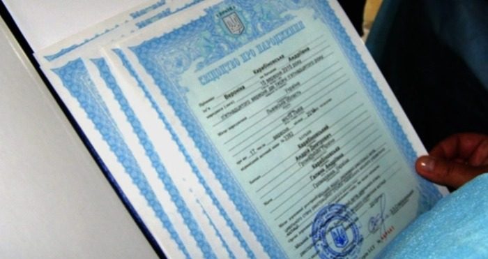 6 имен для девочек и мальчиков, которые набирают популярность