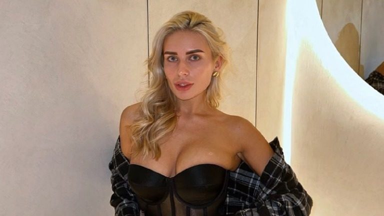 Подруга игрока сборной сказала сколько ей нужно для жизни в Киеве
