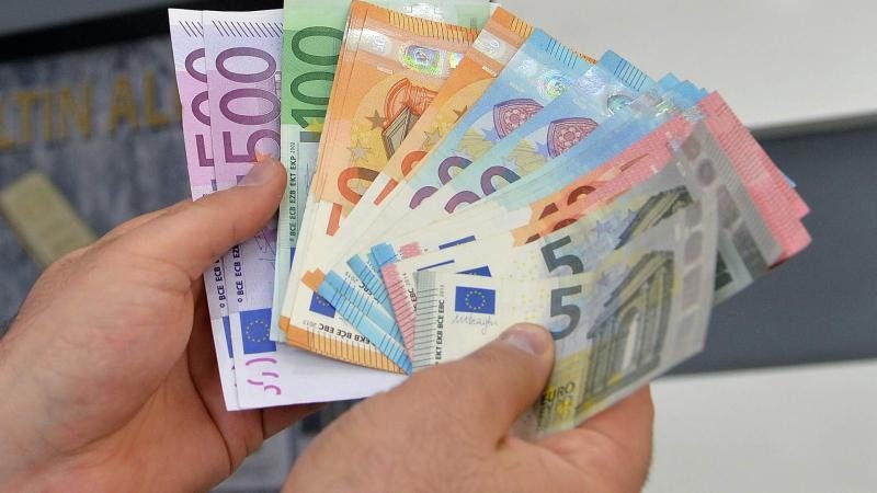 Такого з курсом в Україні ще не було: євро оновив історичний рекорд