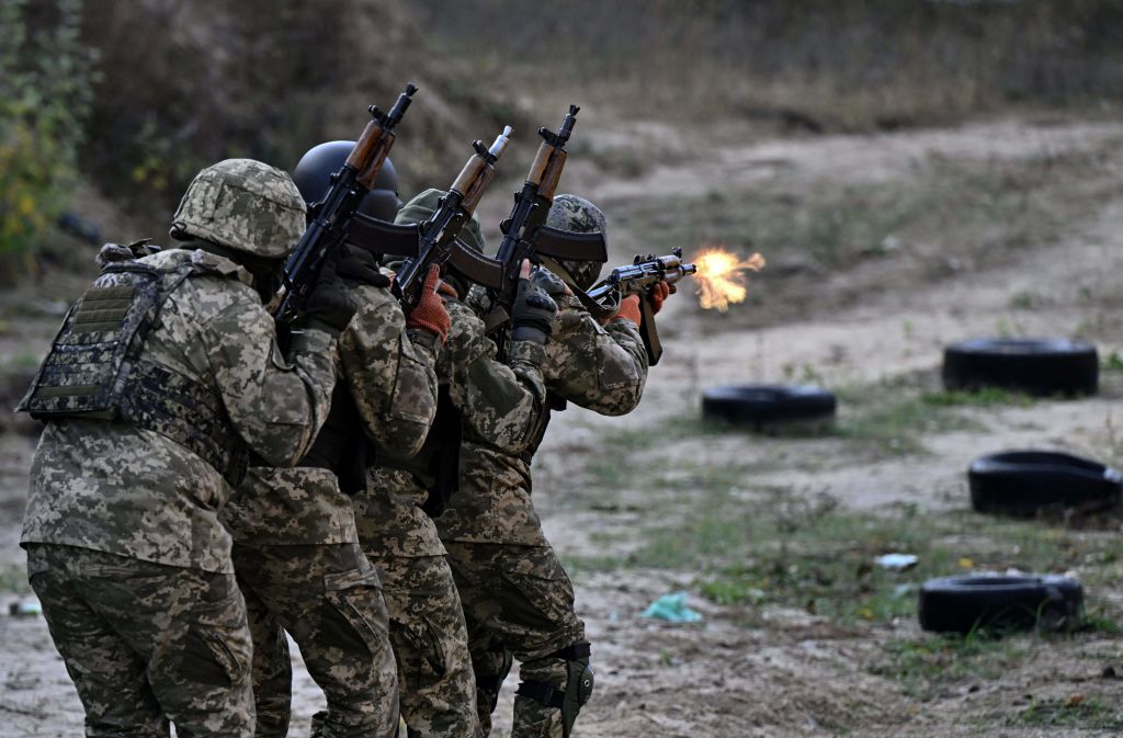 В Украине с 1 ноября увеличили продолжительность БЗВН во всех учебных центрах
