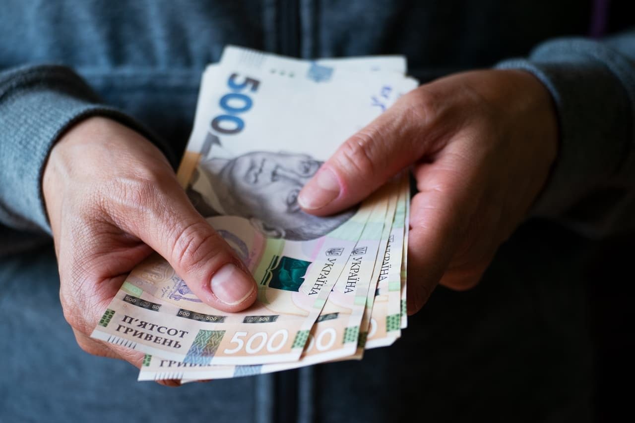 Українцям виплатять по 6500 грн “на зиму”: на що можна витратити ➤ Prozoro.net.ua