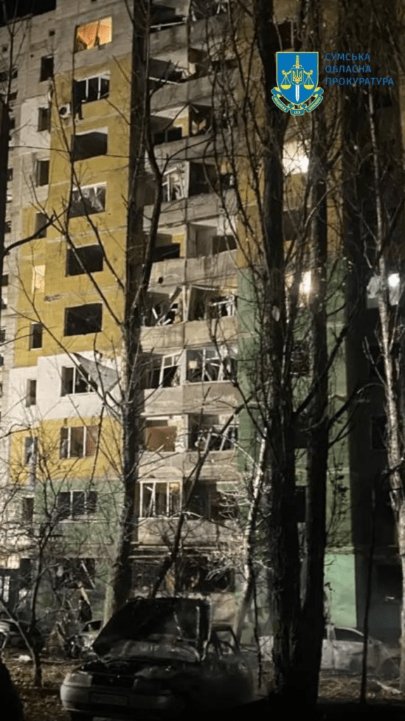 Балістична атака РФ на Суми: кількість постраждалих наближається до сотні (фото, відео) 3 Балістична атака РФ на Суми: кількість постраждалих наближається до сотні (фото, відео)