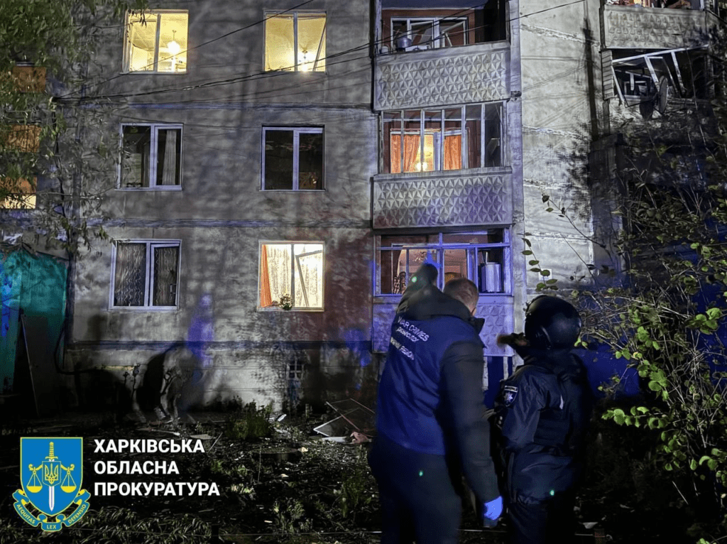 Обстріл Харкова: число постраждалих росте, є руйнування (фото) 4 Обстріл Харкова: число постраждалих росте, є руйнування (фото)