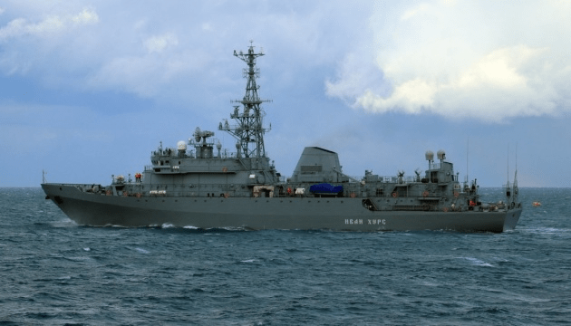 Дрон одним ударом знищив 3 військові кораблі РФ за 1000 км від України — Forbes