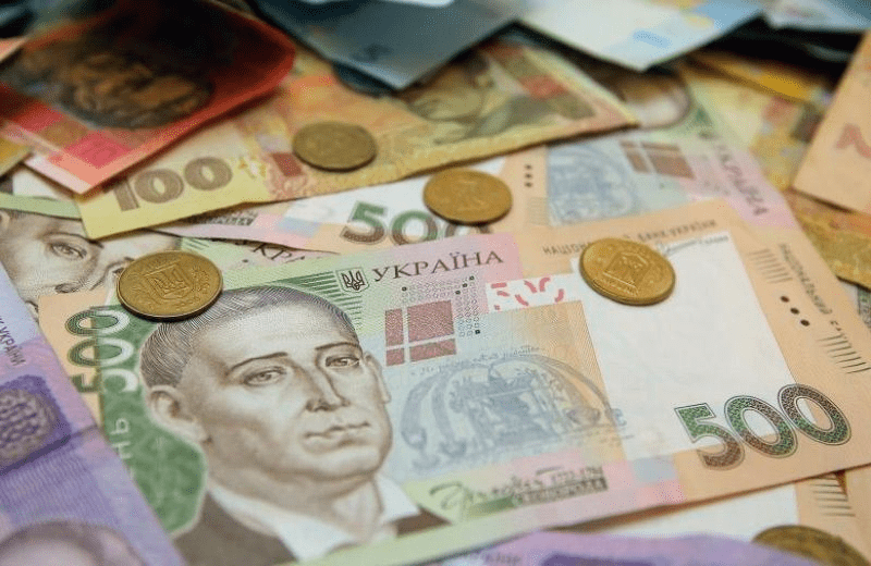 Пенсійні схеми: як українські пенсіонери збільшують розмір своїх виплат