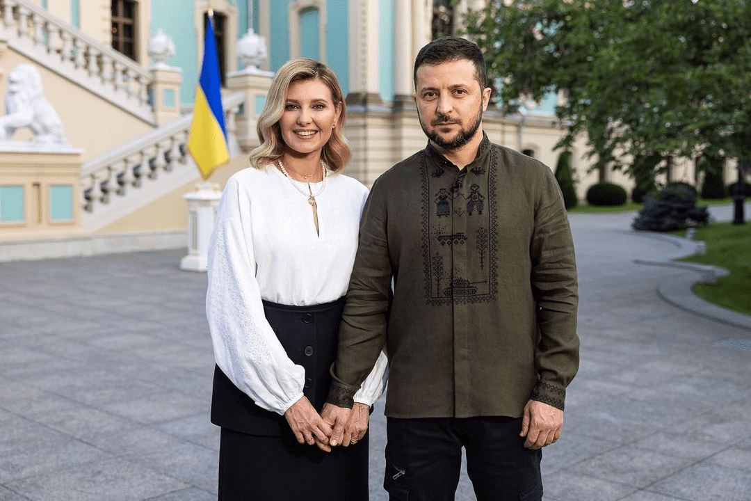 Без деталей: Олена Зеленська розповіла, де живуть її діти