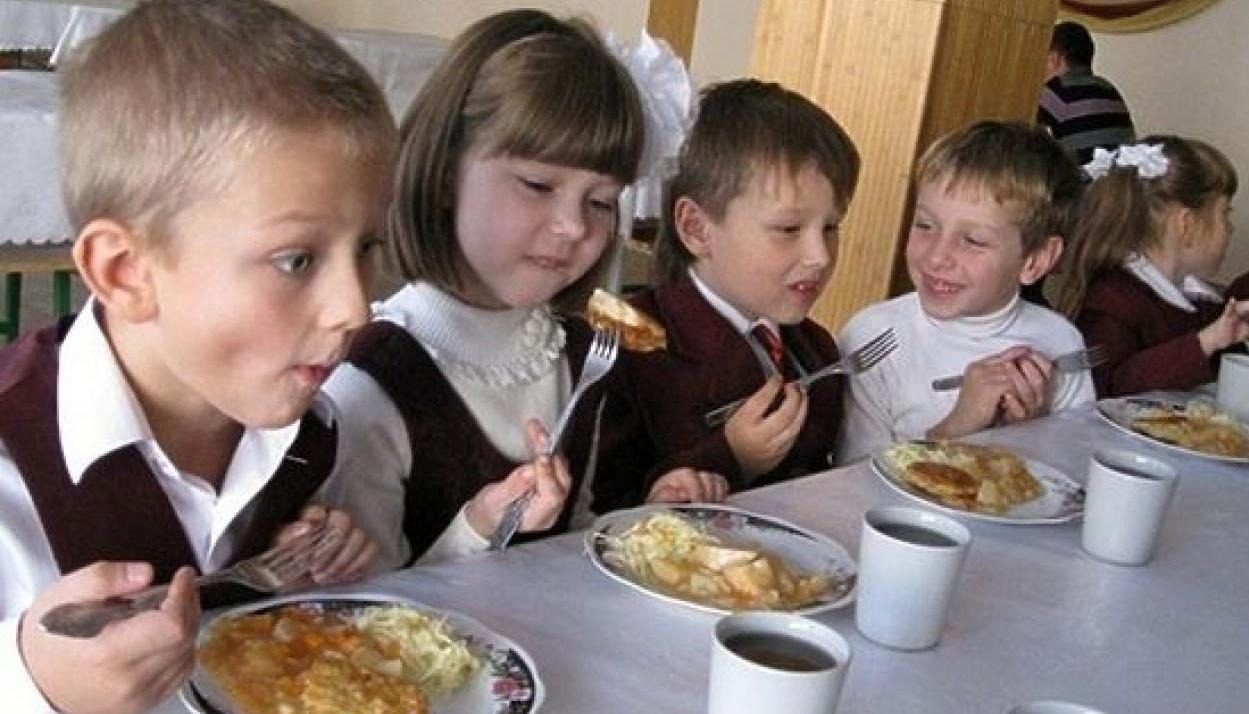 Какую еду не любят украинские школьники. Вся уходит в помои